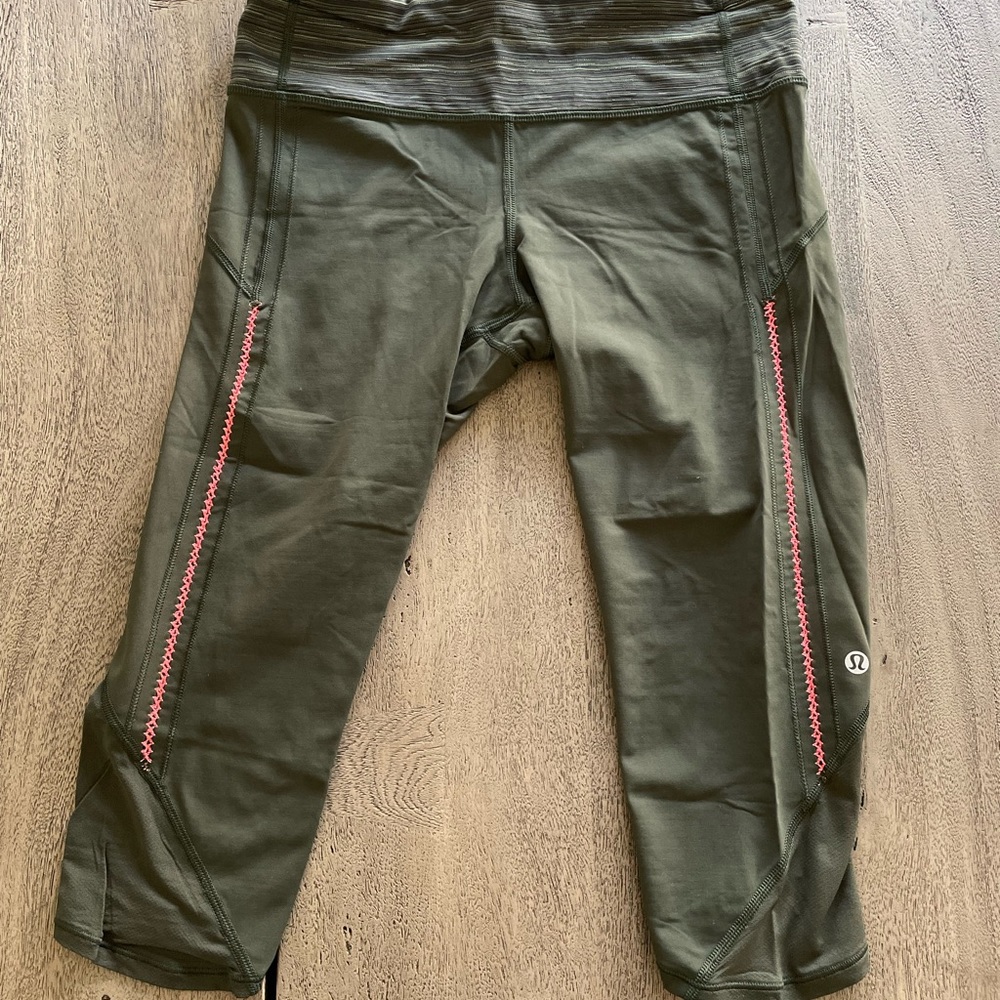 Lululemon cropped leggings